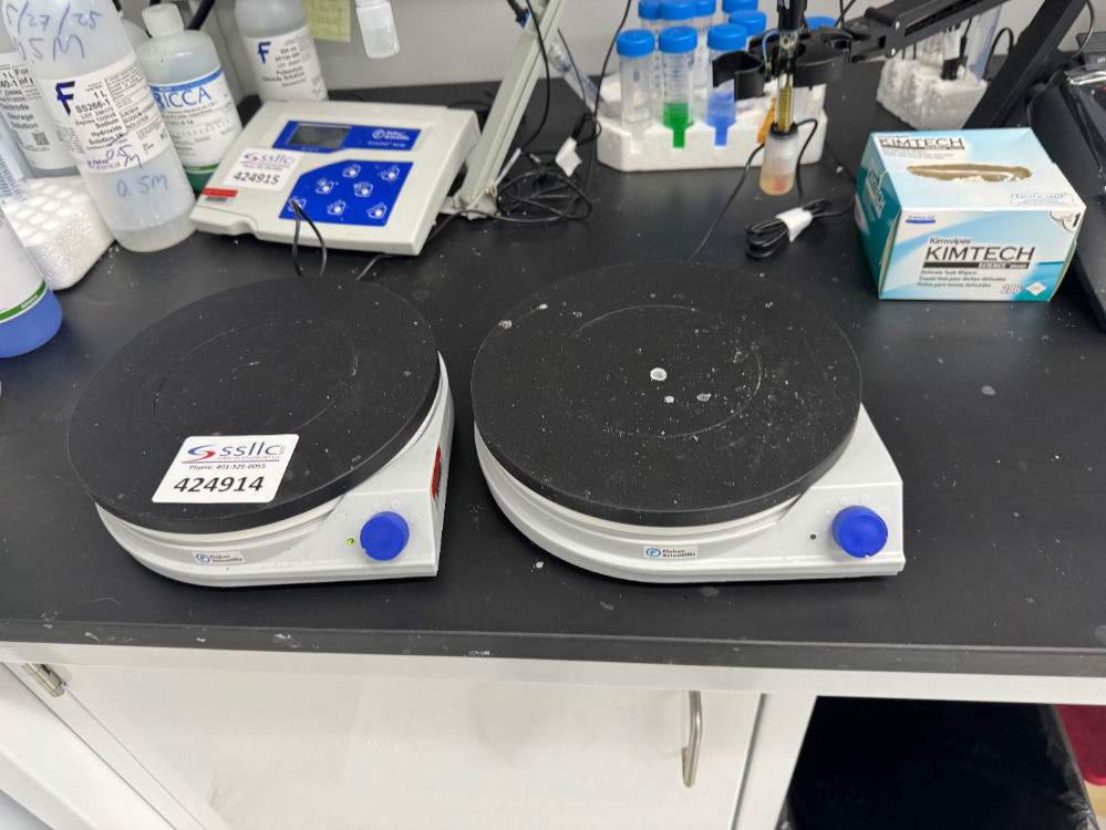 Image of Fisher Scientific FS RT Basic Magnetic Stirrers - Quantity 2